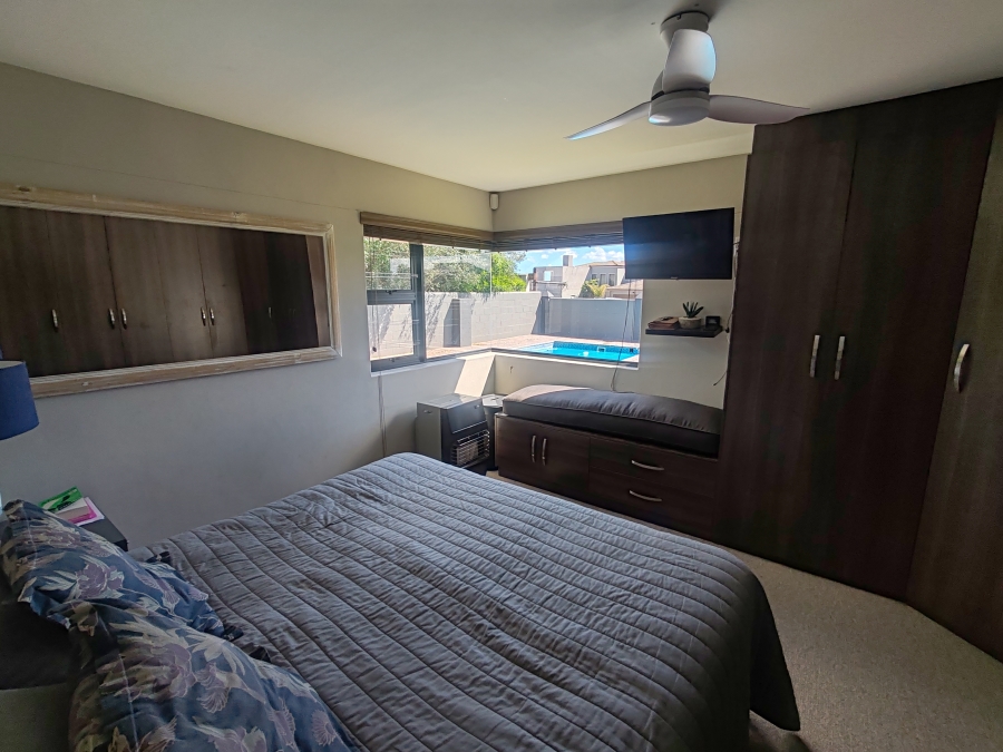 4 Bedroom Property for Sale in Country Club Western Cape